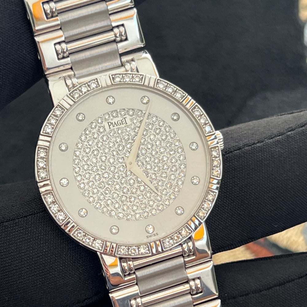 watch image