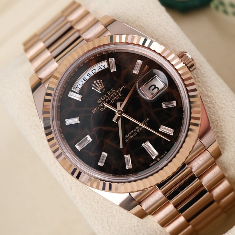 watch image