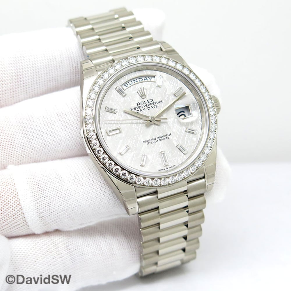 watch image