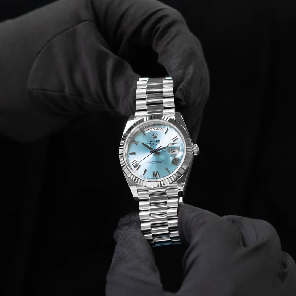 watch image