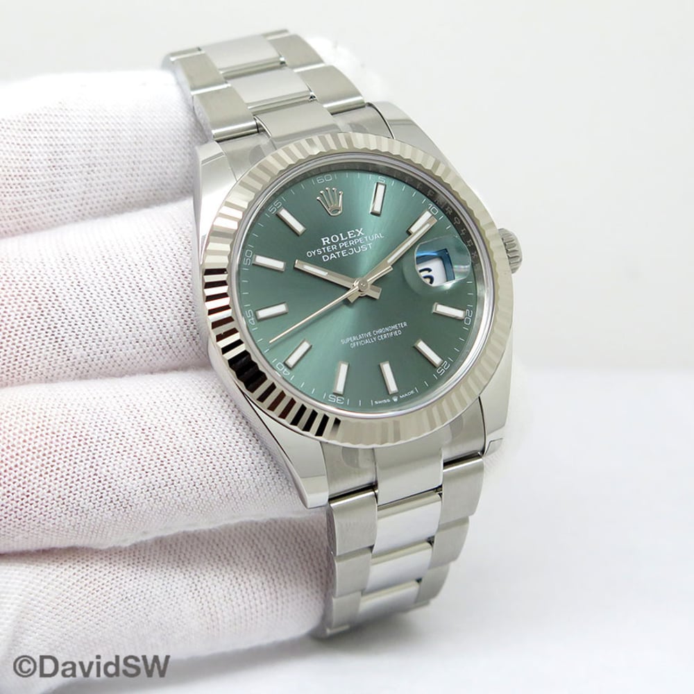 watch image