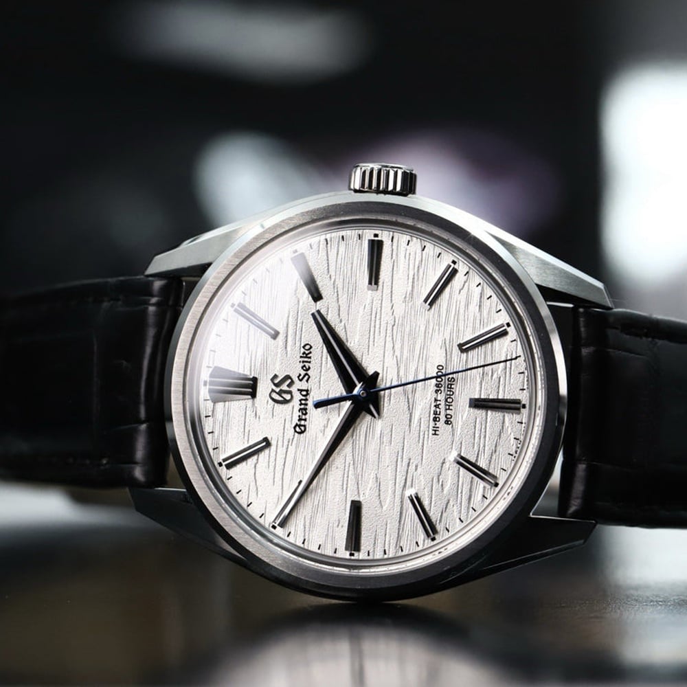 watch image