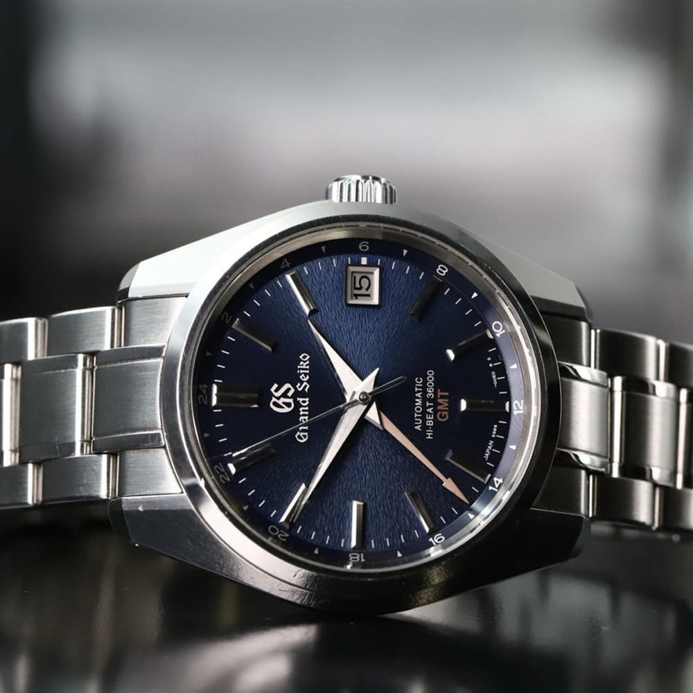 watch image