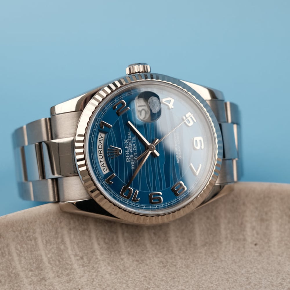 watch image