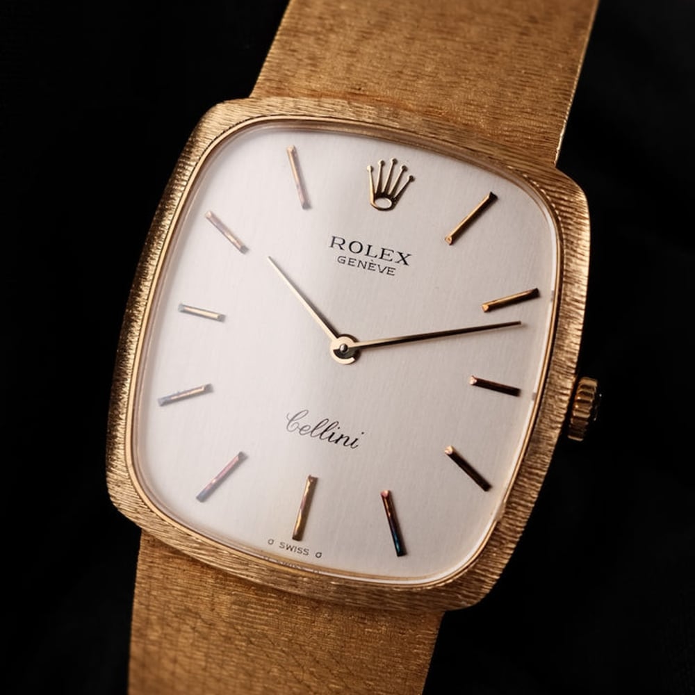 watch image