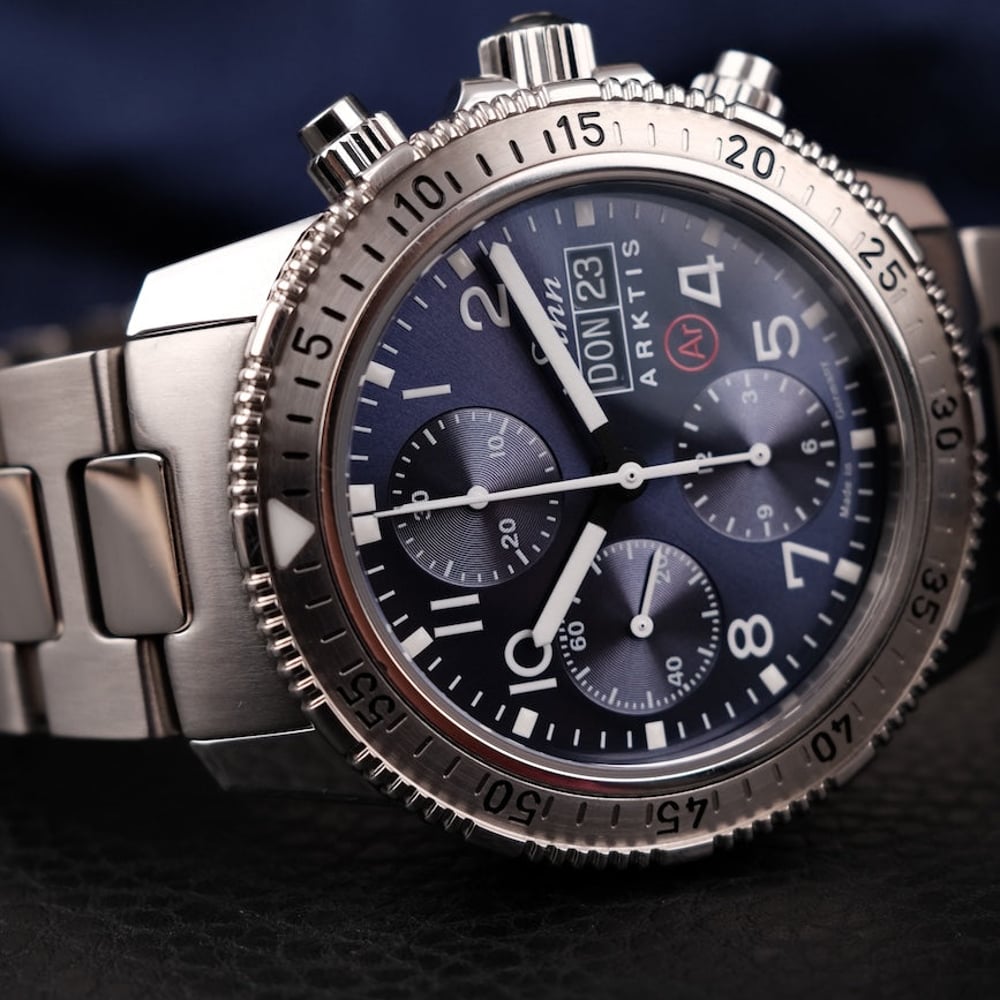 watch image
