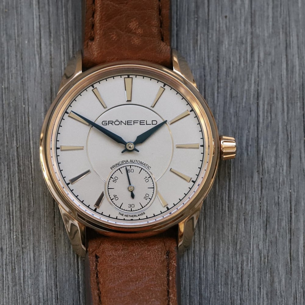 watch image