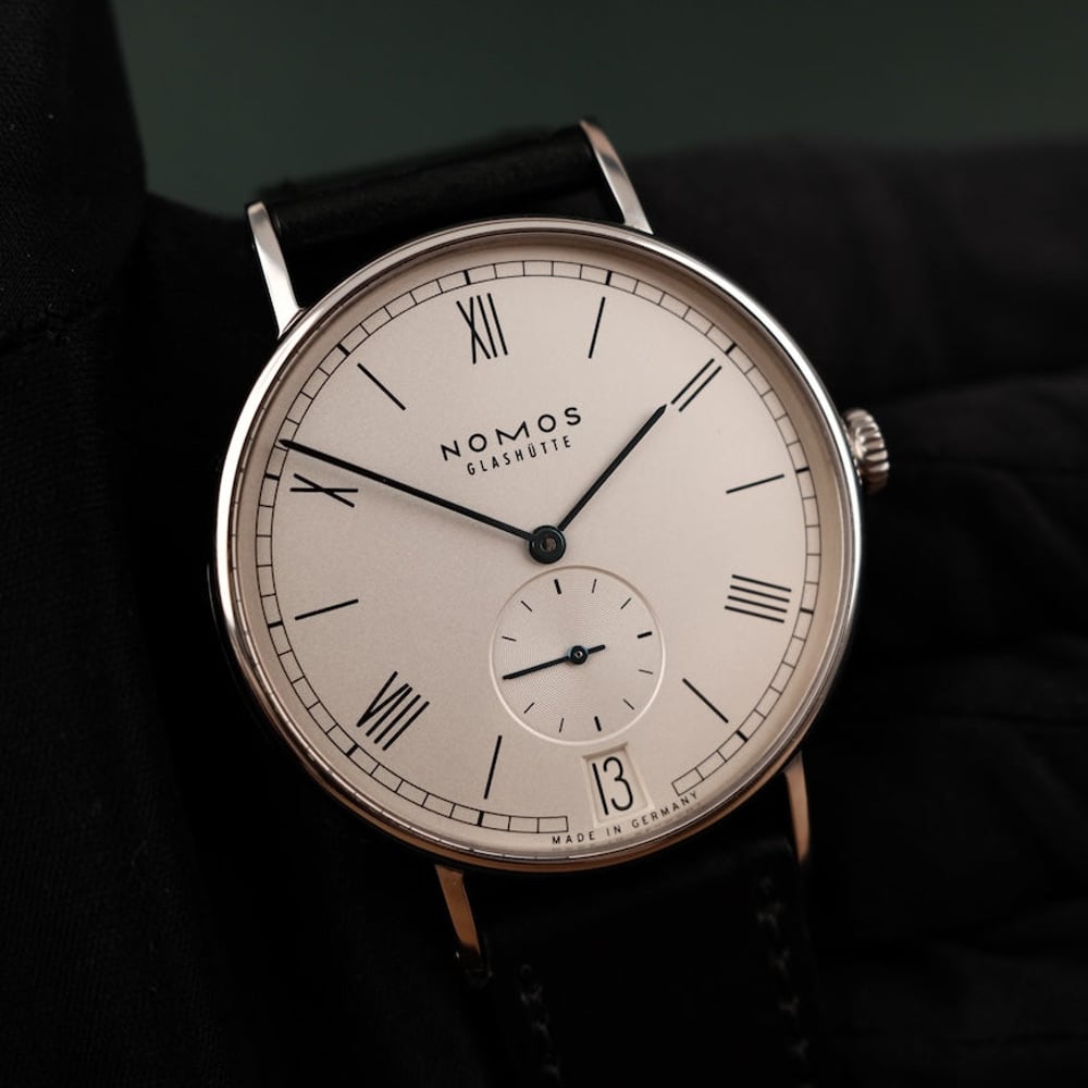 watch image