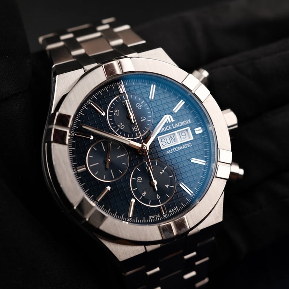 watch image